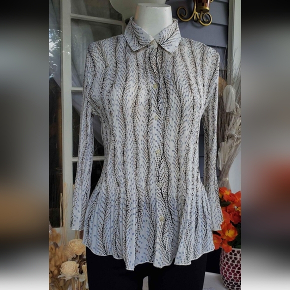 Covington Buttons Up Stretchable Bodycon Polkadot Pleated Shirt Top Blouse Small - Picture 5 of 9